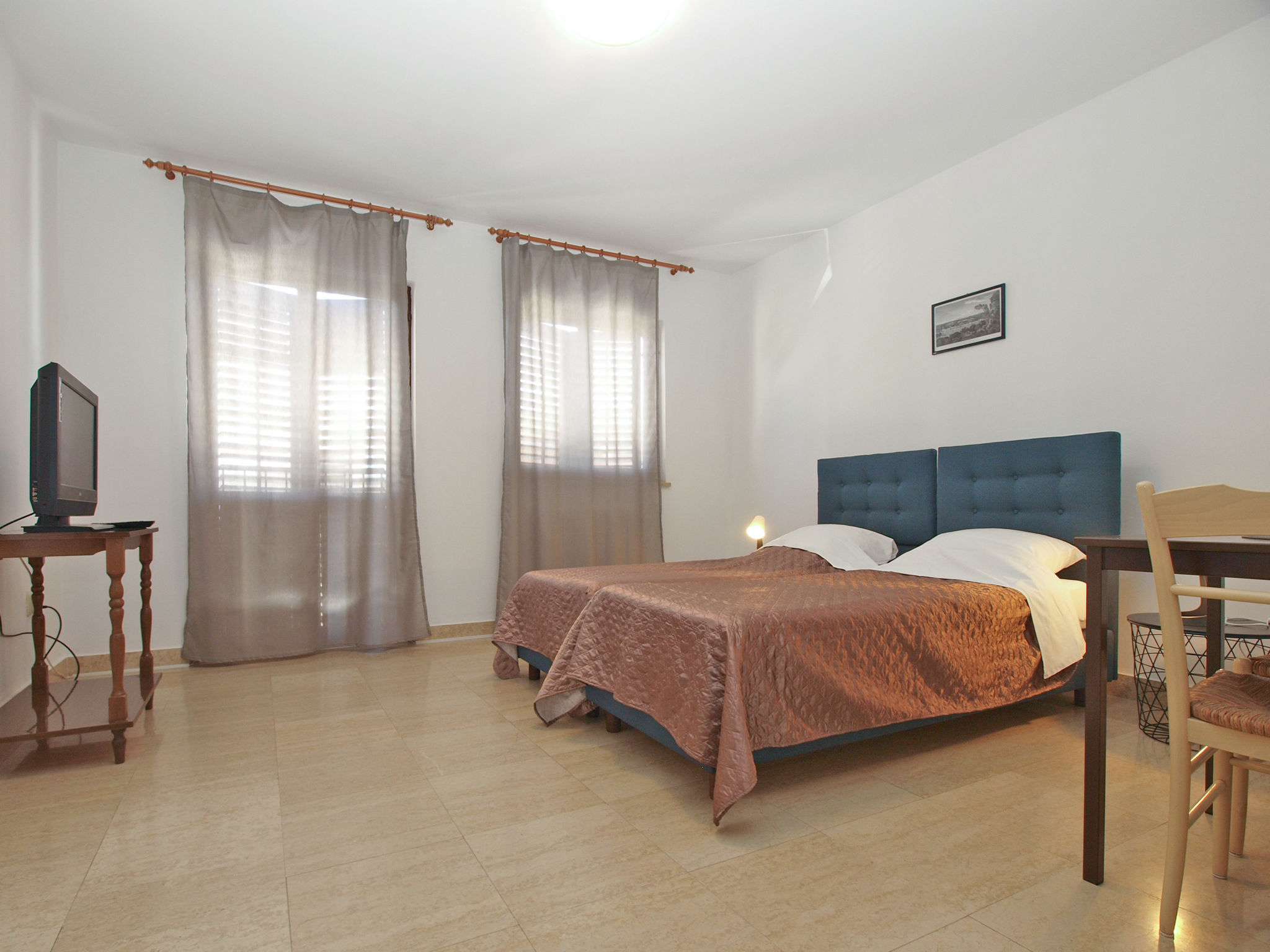 Photo of Apartment 718