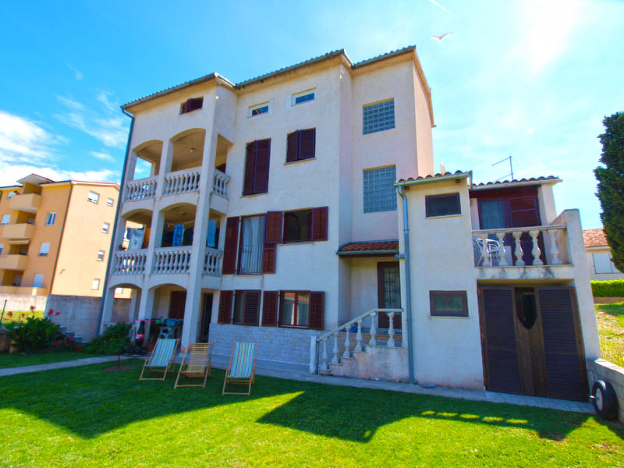 Photo of Apartment 718