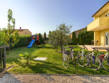 Villa Rampic: Ruim vakantiehuis met privézwembad in Fažana, Istrië - thumbnail 3