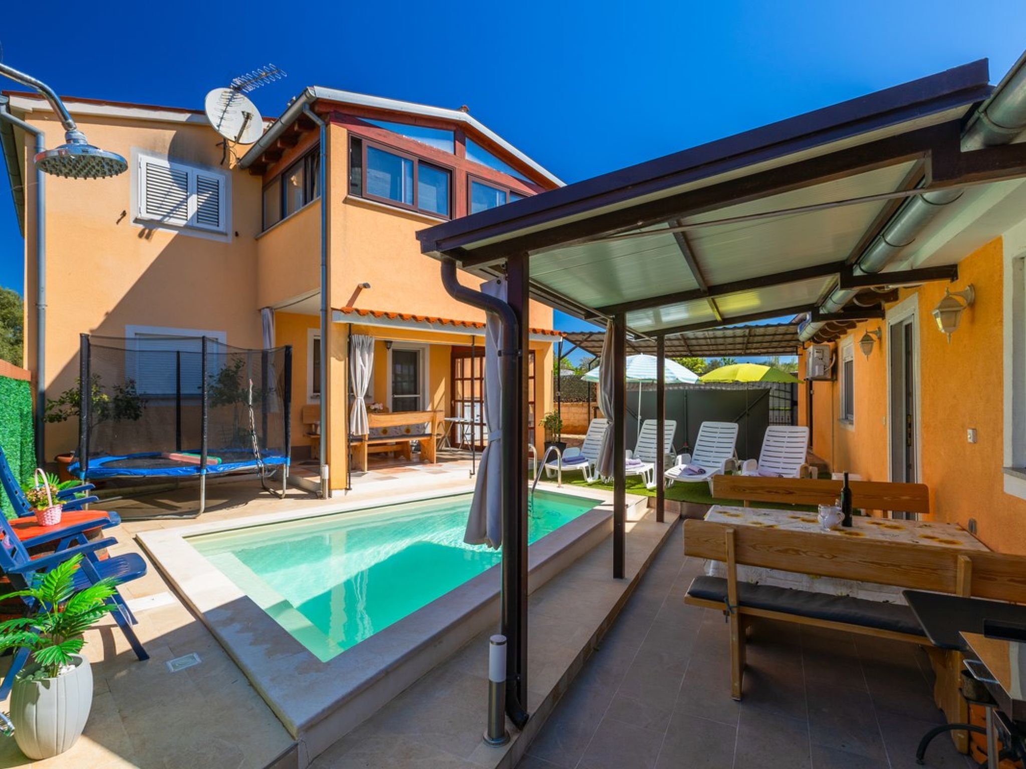 House Tangerine Accommodation in Fazana