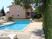 Casa Branka: Vrijstaande villa met privézwembad en zeezicht in Fažana - thumbnail 1