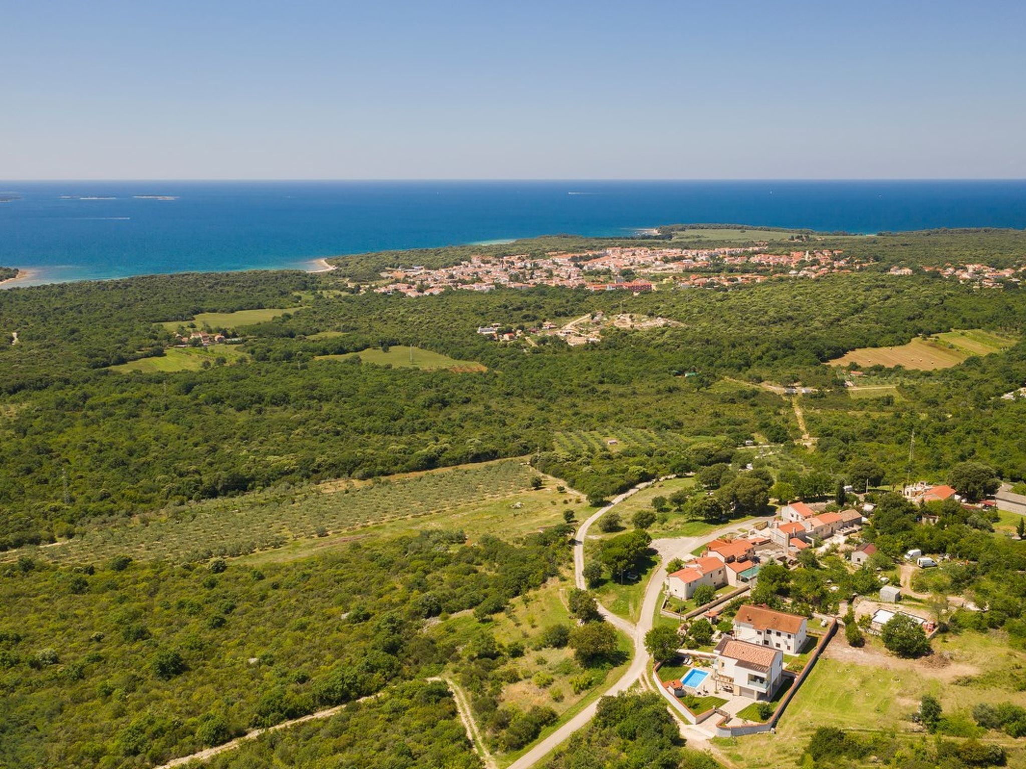 Photo of Villa White