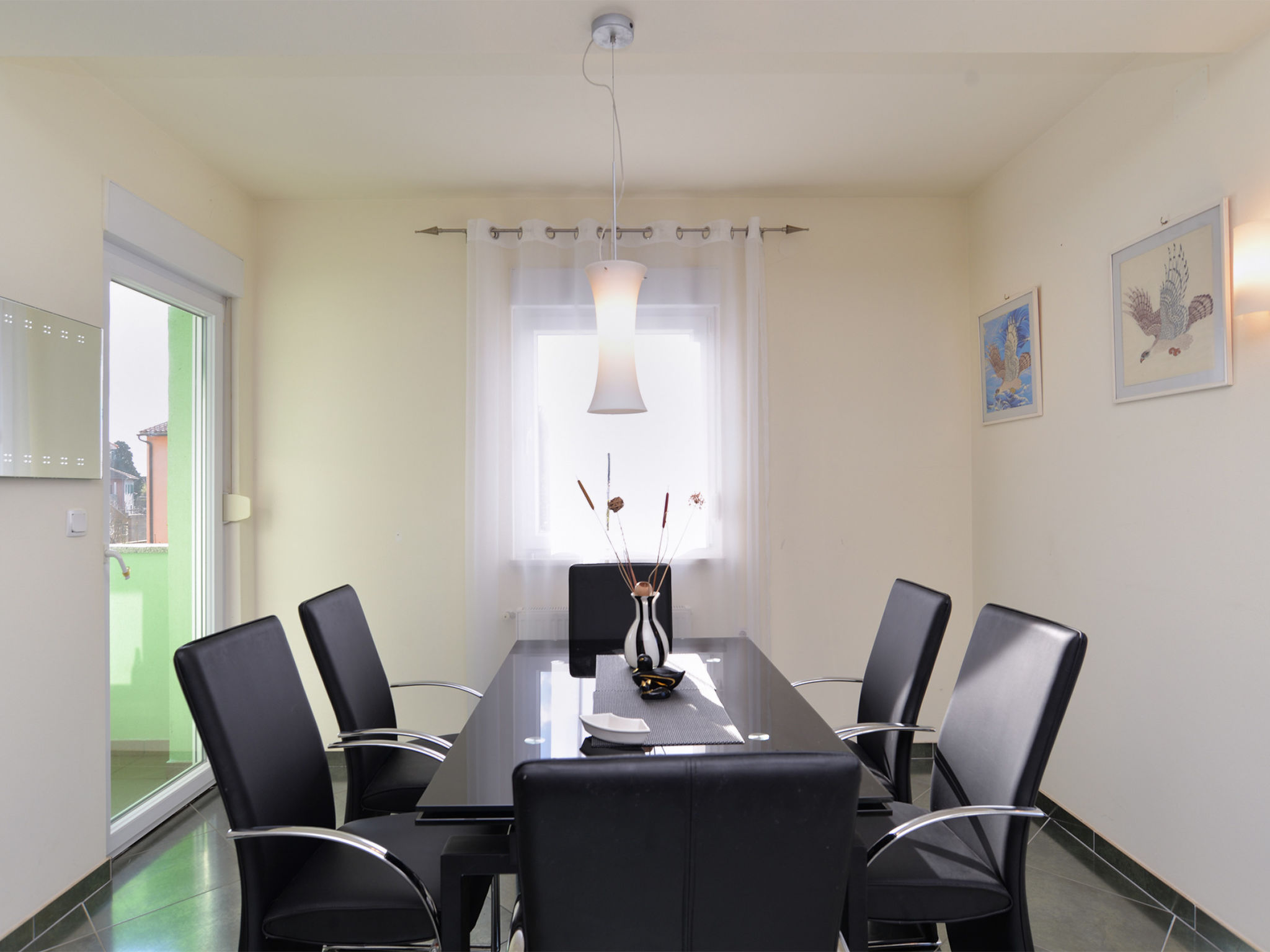 Photo of Apartment 1989