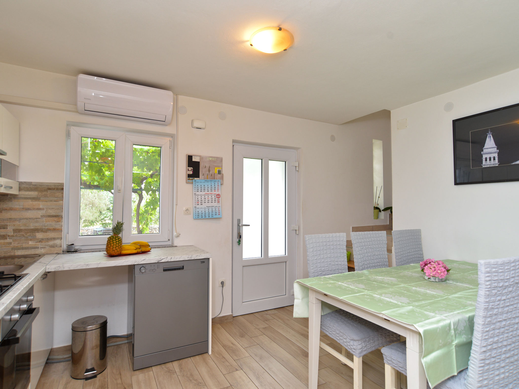 House 1691 - Inside