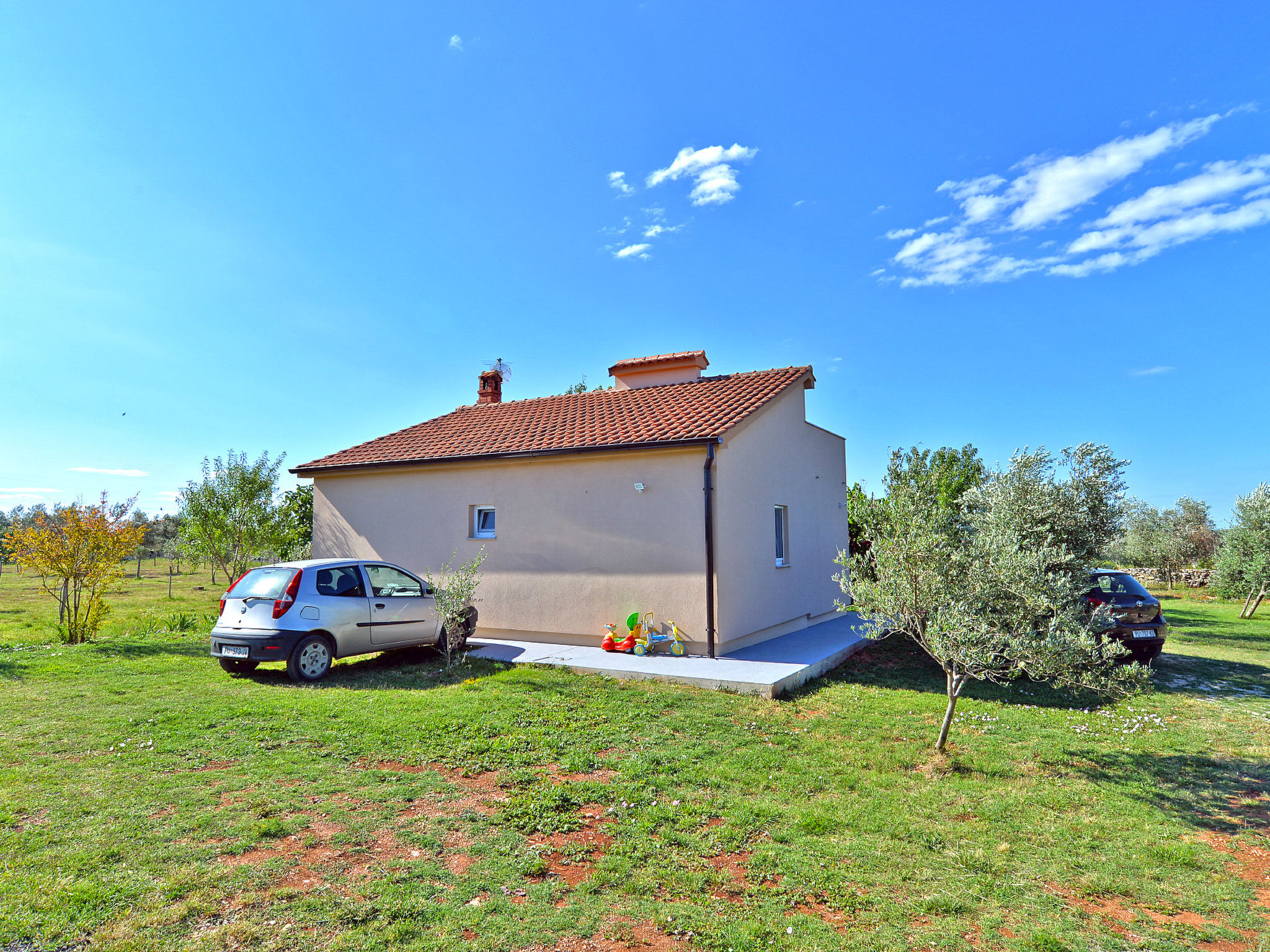 House 1691 - Outside