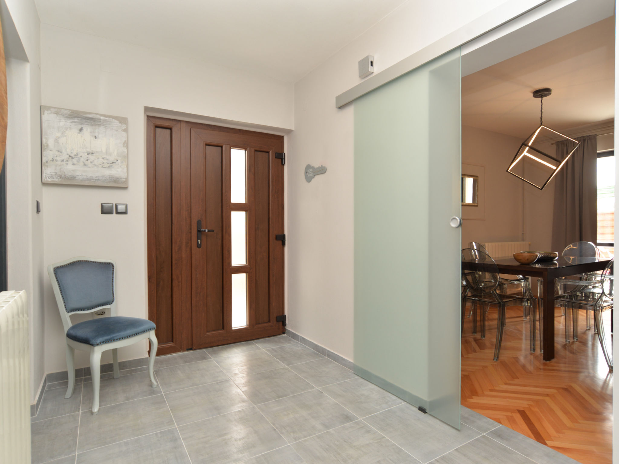 House 843 - Inside