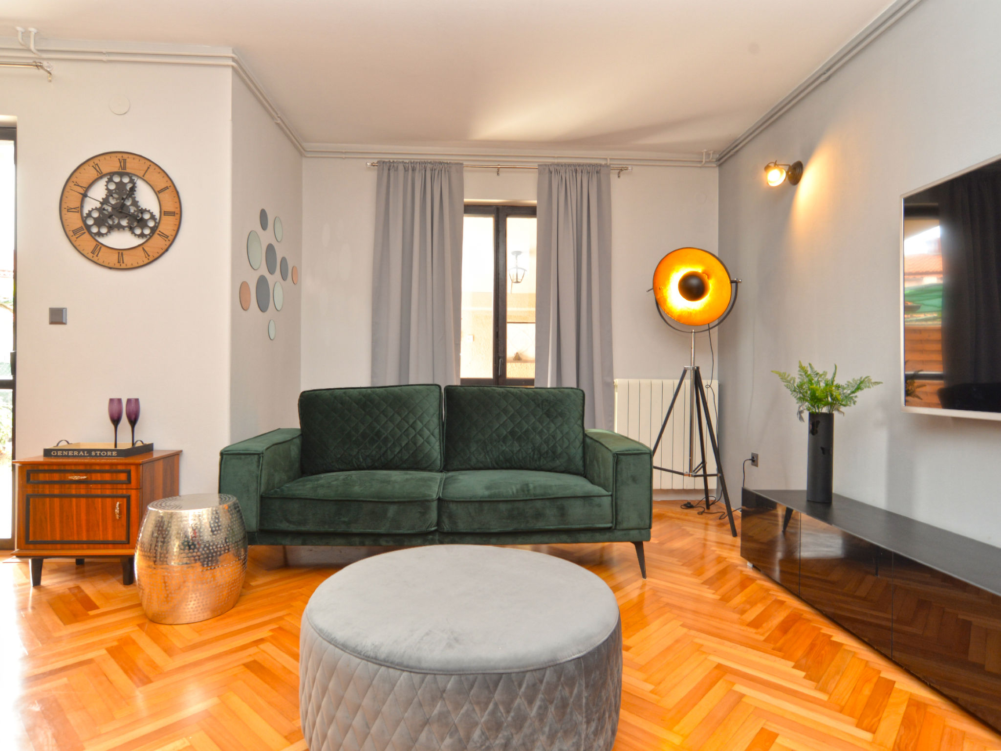 House 843 - Inside