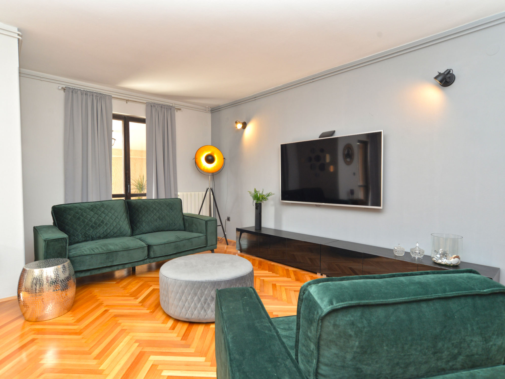 House 843 - Inside