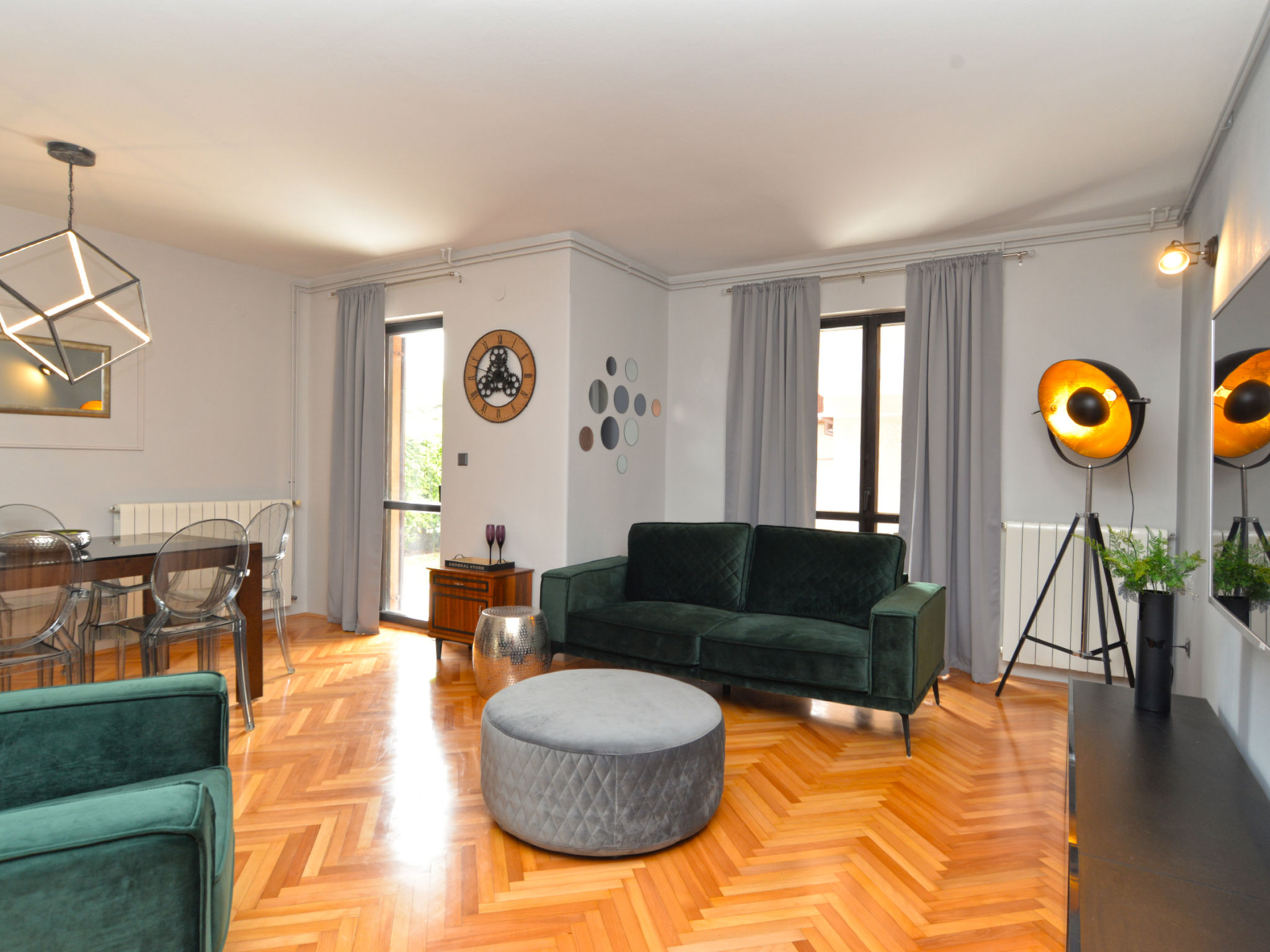 House 843 - Inside