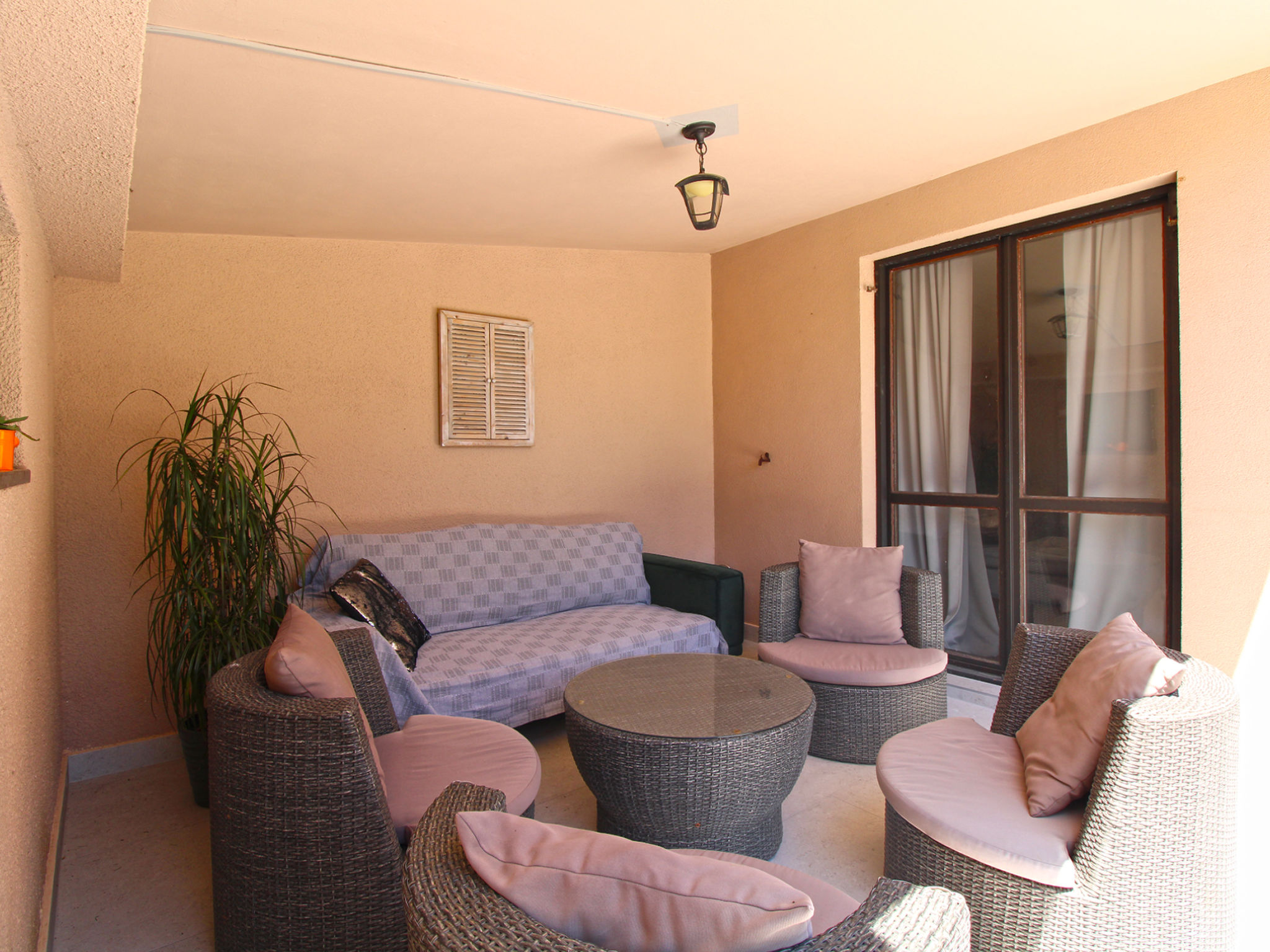 House 843 - Inside