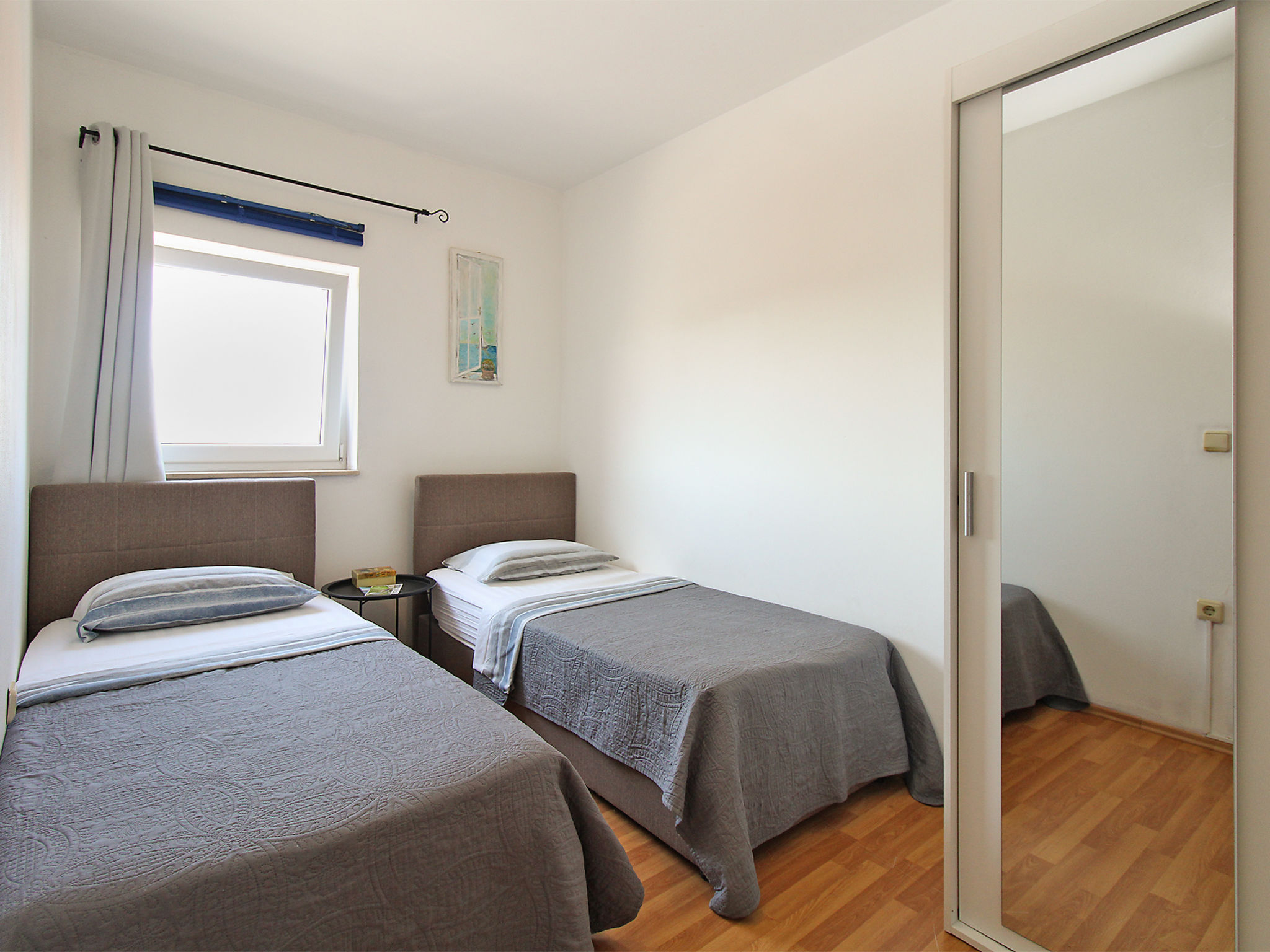 Apartment 1008 - Inside