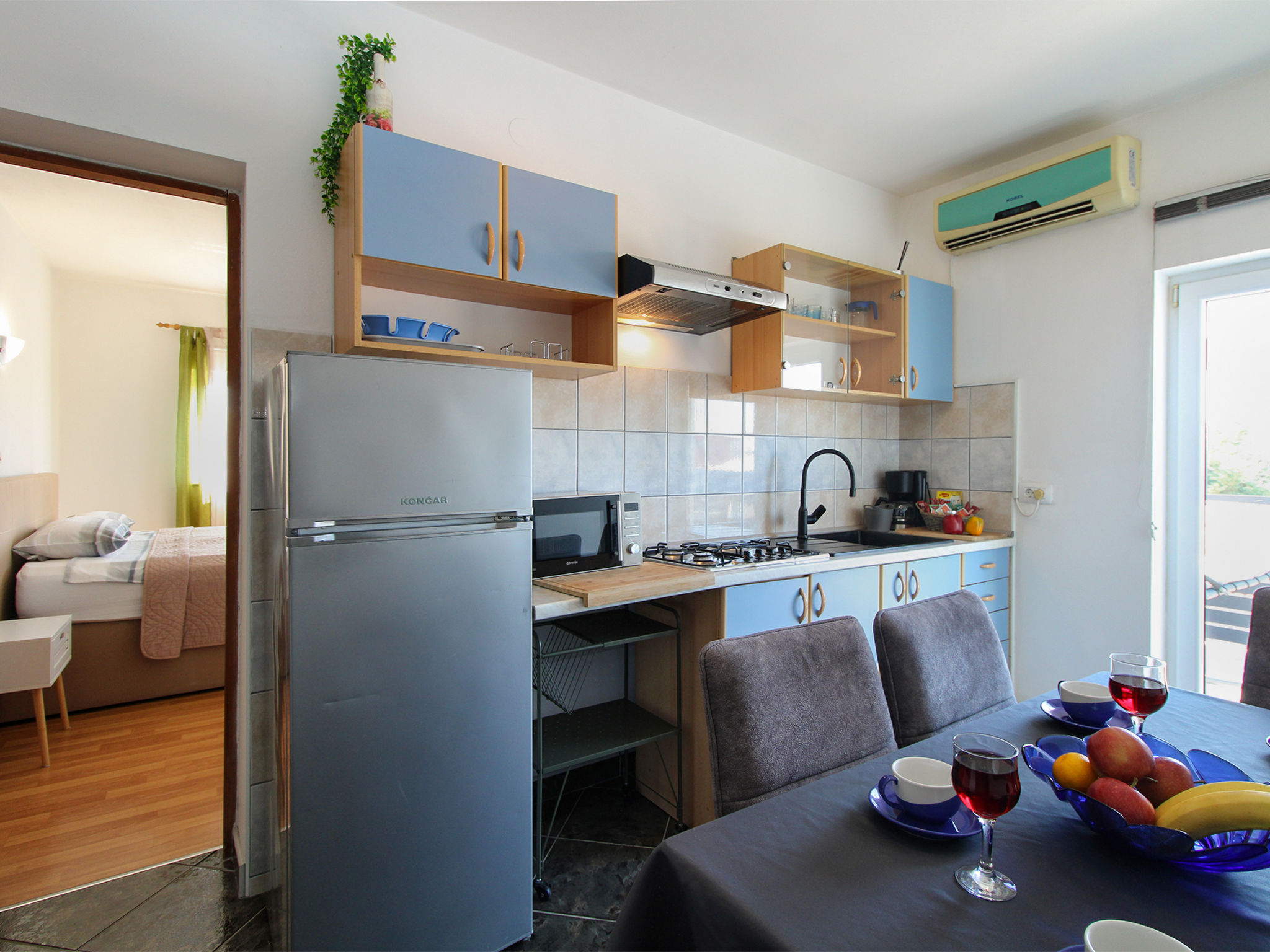 Apartment 1008 - Inside