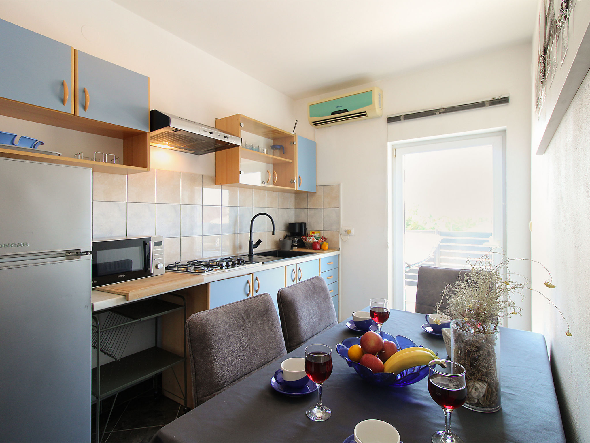 Apartment 1008 - Inside