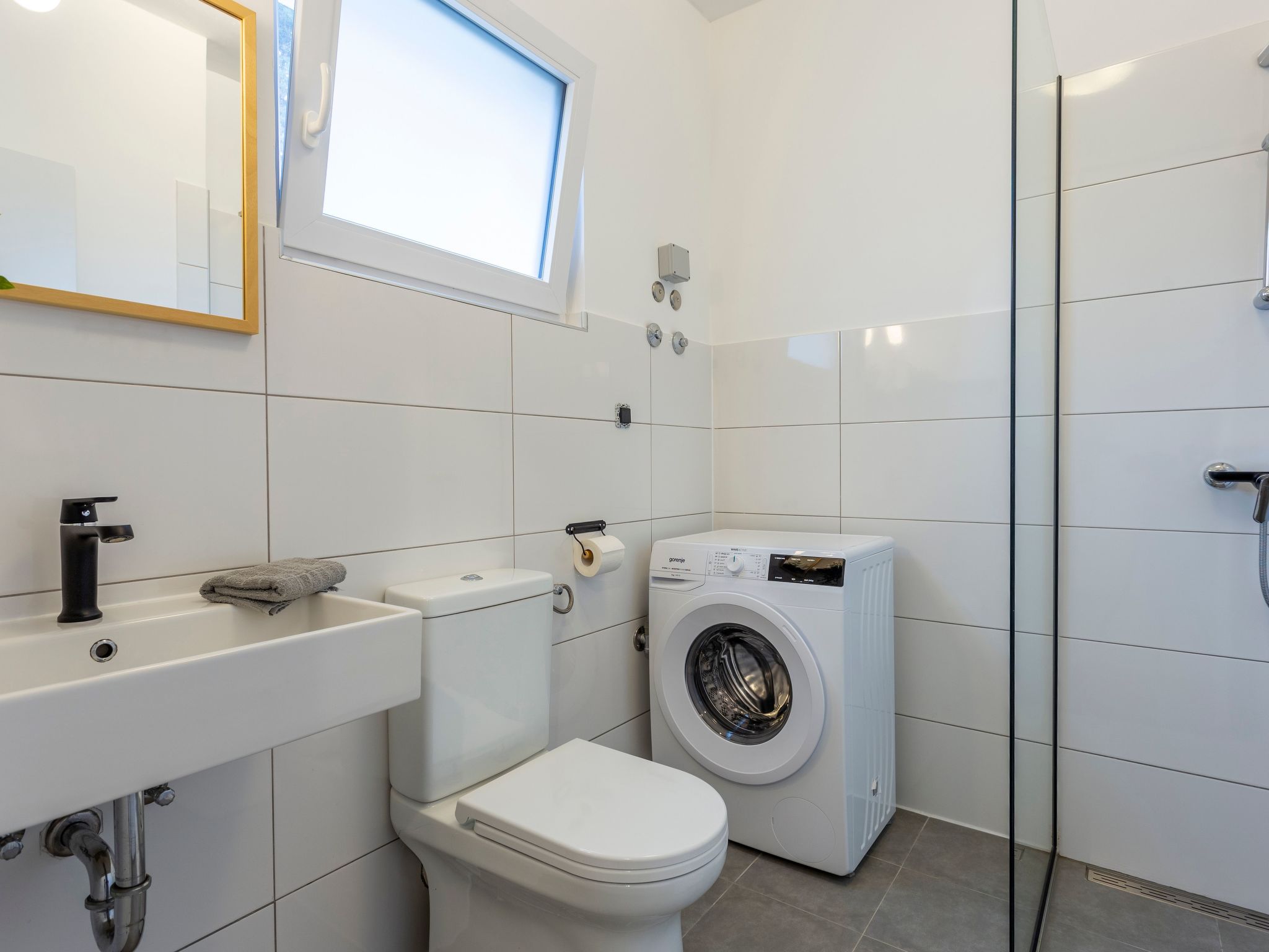 Modernes Ferienhaus in Strandnähe-Binnen