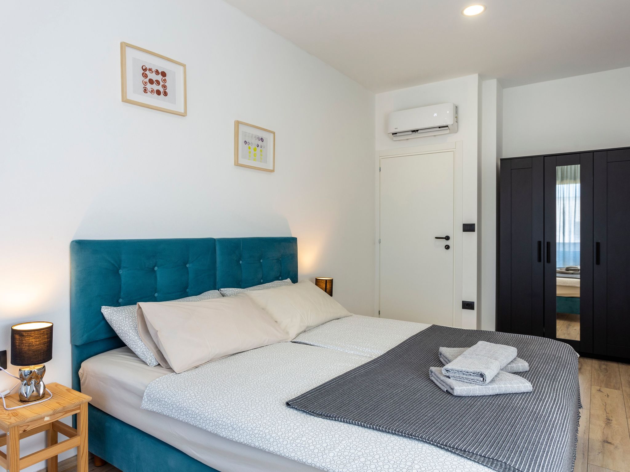 Modernes Ferienhaus in Strandnähe-Binnen