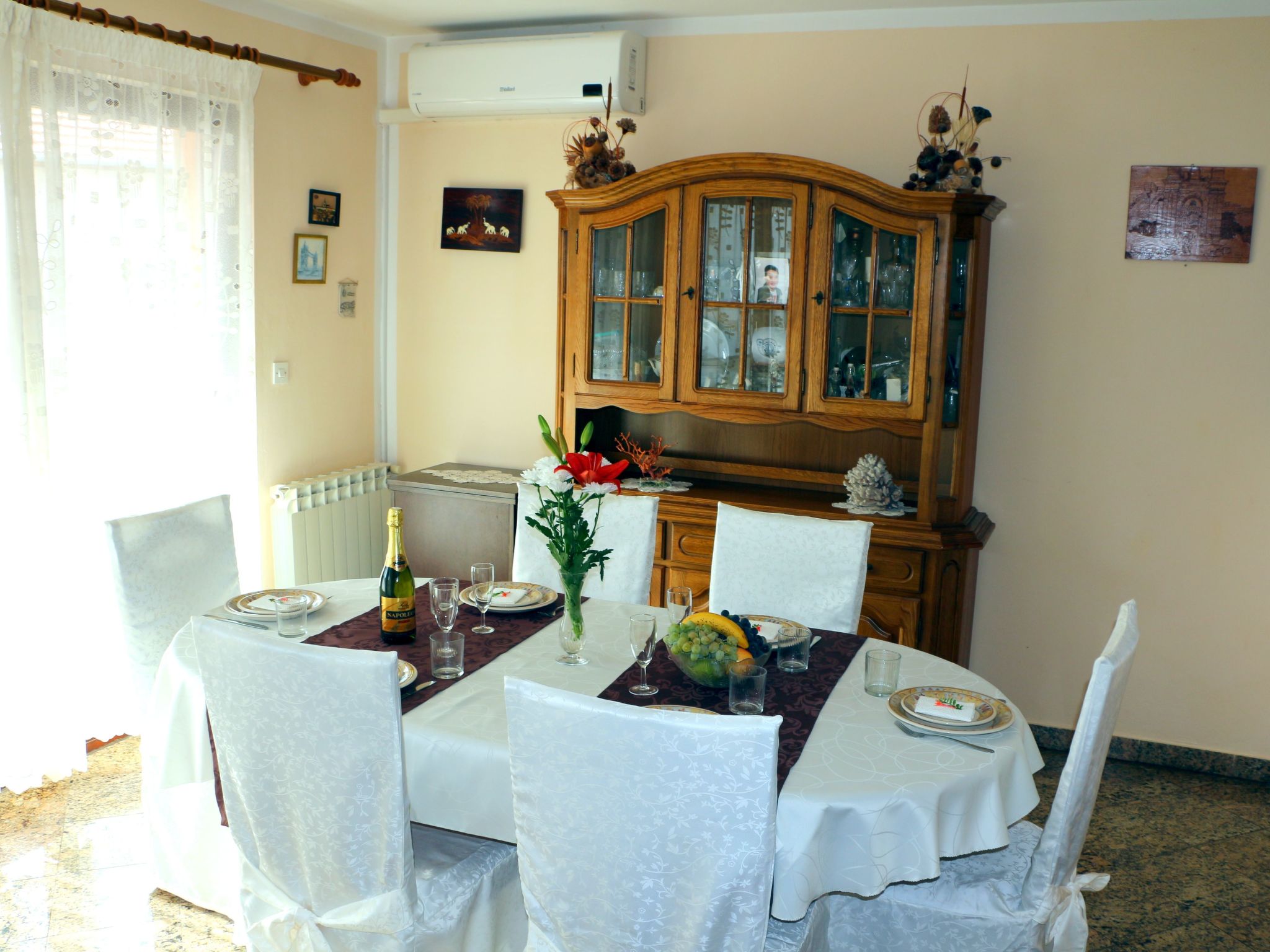 Wohnung in Fažana mit Grill, Garten und Terrasse-Binnen