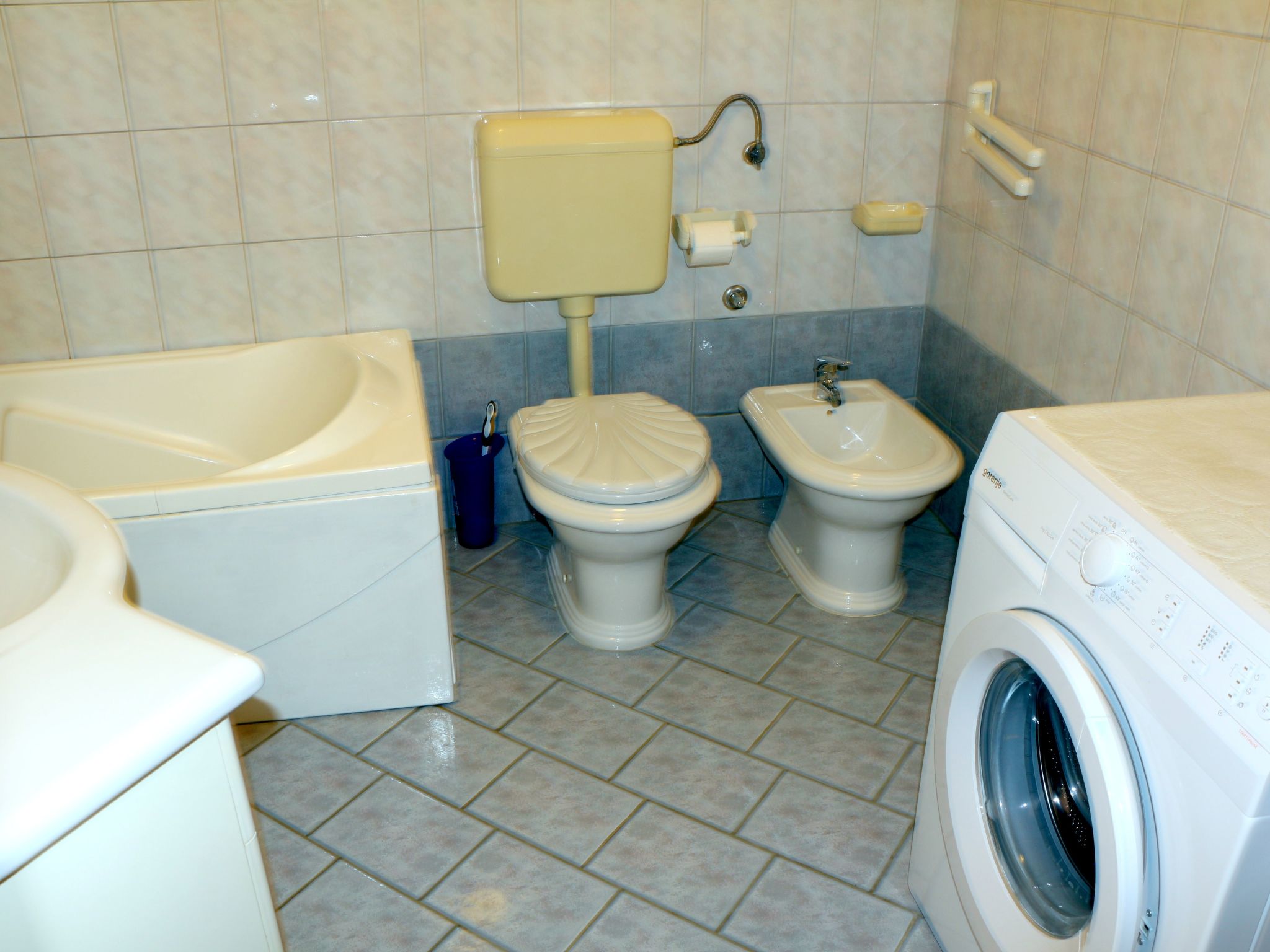 Wohnung in Fažana mit Grill, Garten und Terrasse-Binnen