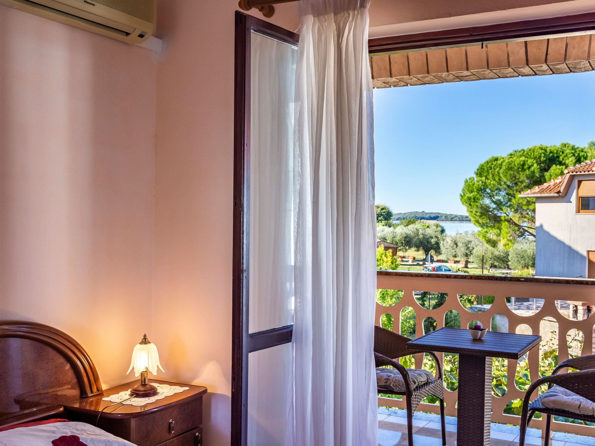 Wohnung in Fažana mit Grill, Garten und Terrasse-Binnen