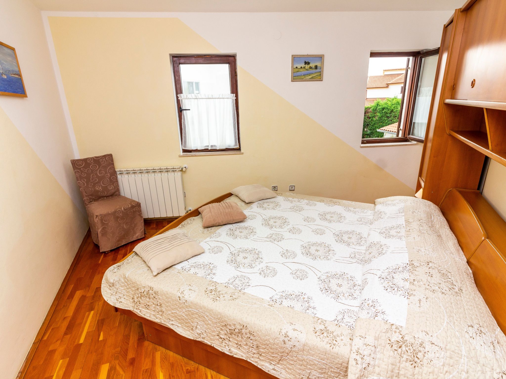 Wohnung in Fažana mit Grill, Garten und Terrasse-Binnen