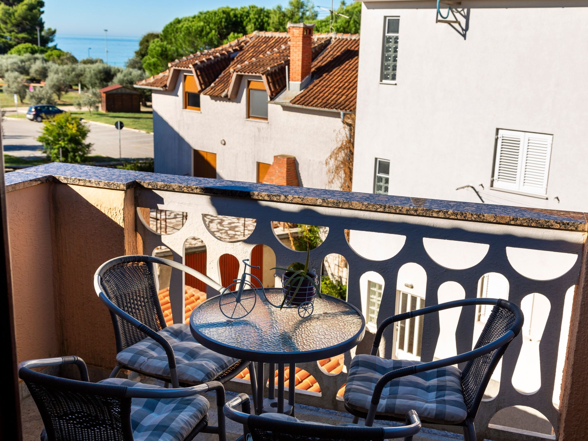 Ferienappartement Edi mit zwei Balkonen-Binnen