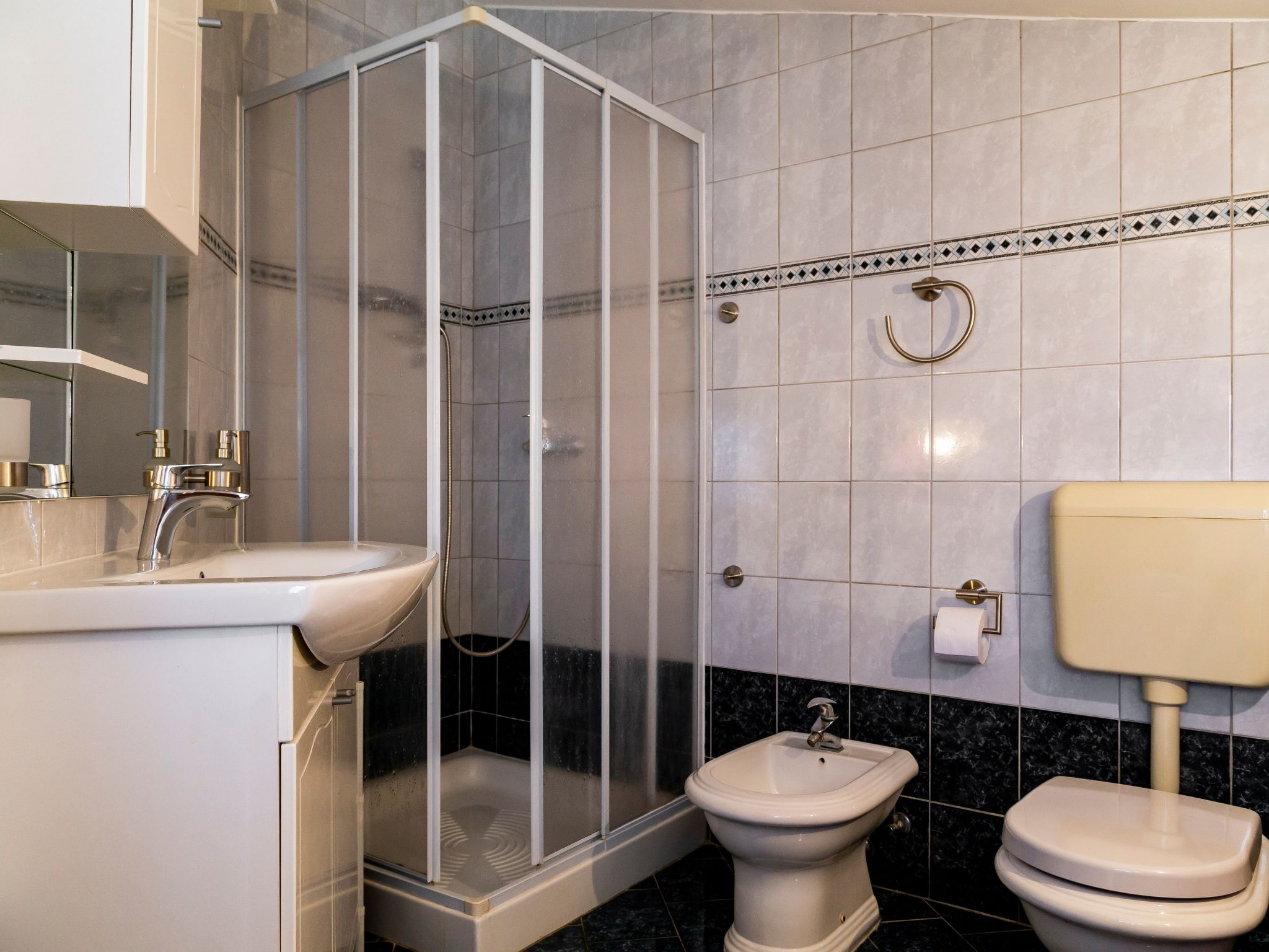 Ferienappartement Edi mit zwei Balkonen-Binnen