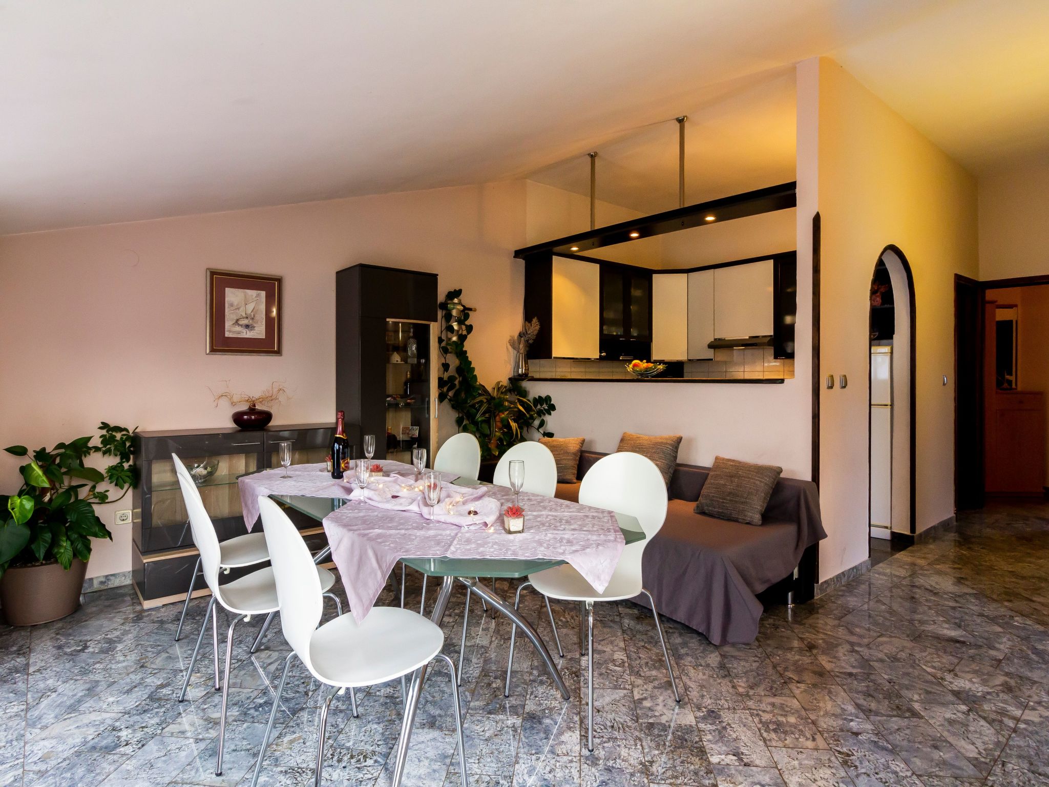 Ferienappartement Edi mit zwei Balkonen-Binnen