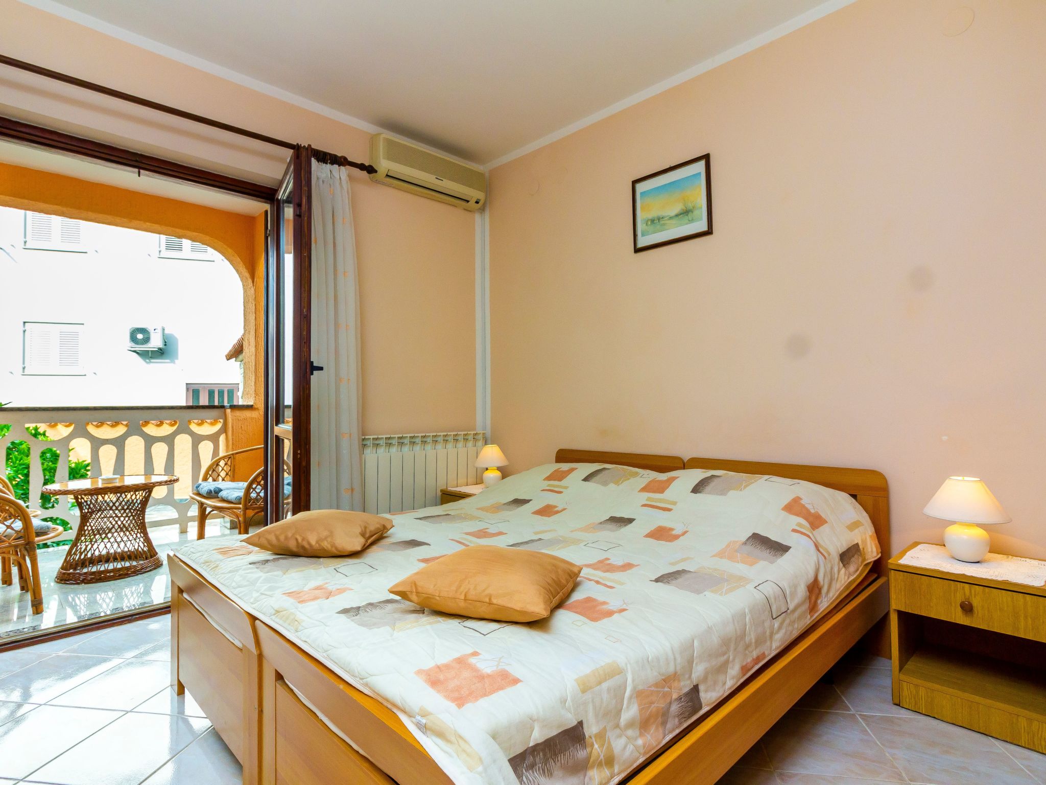 Appartement in Fažana mit Möbliertem Balkon