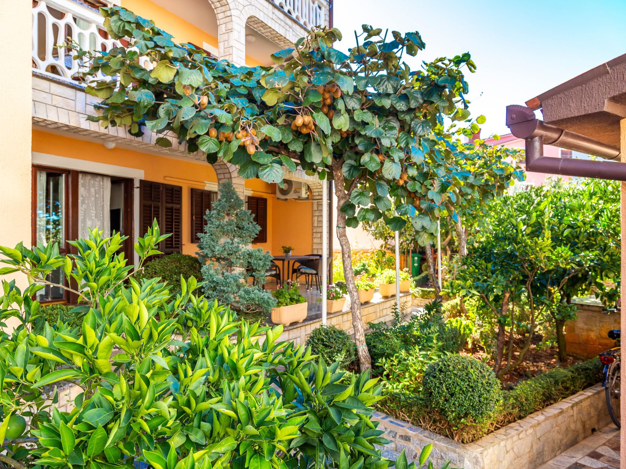 Appartement in Fažana mit Möbliertem Balkon-Image-tags.info