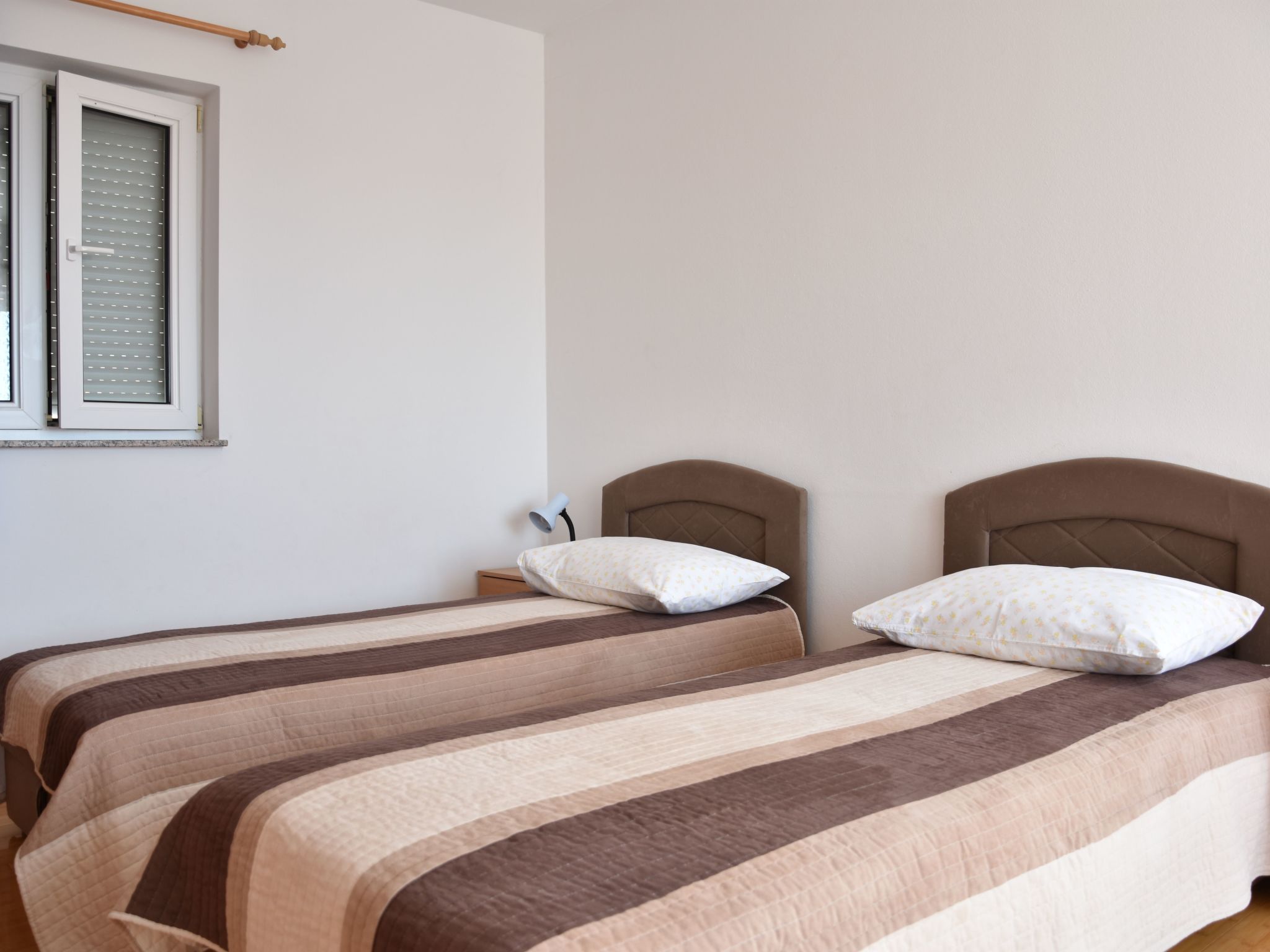 Ruhiges Ferienhaus mit Balkon und Garten-Binnen