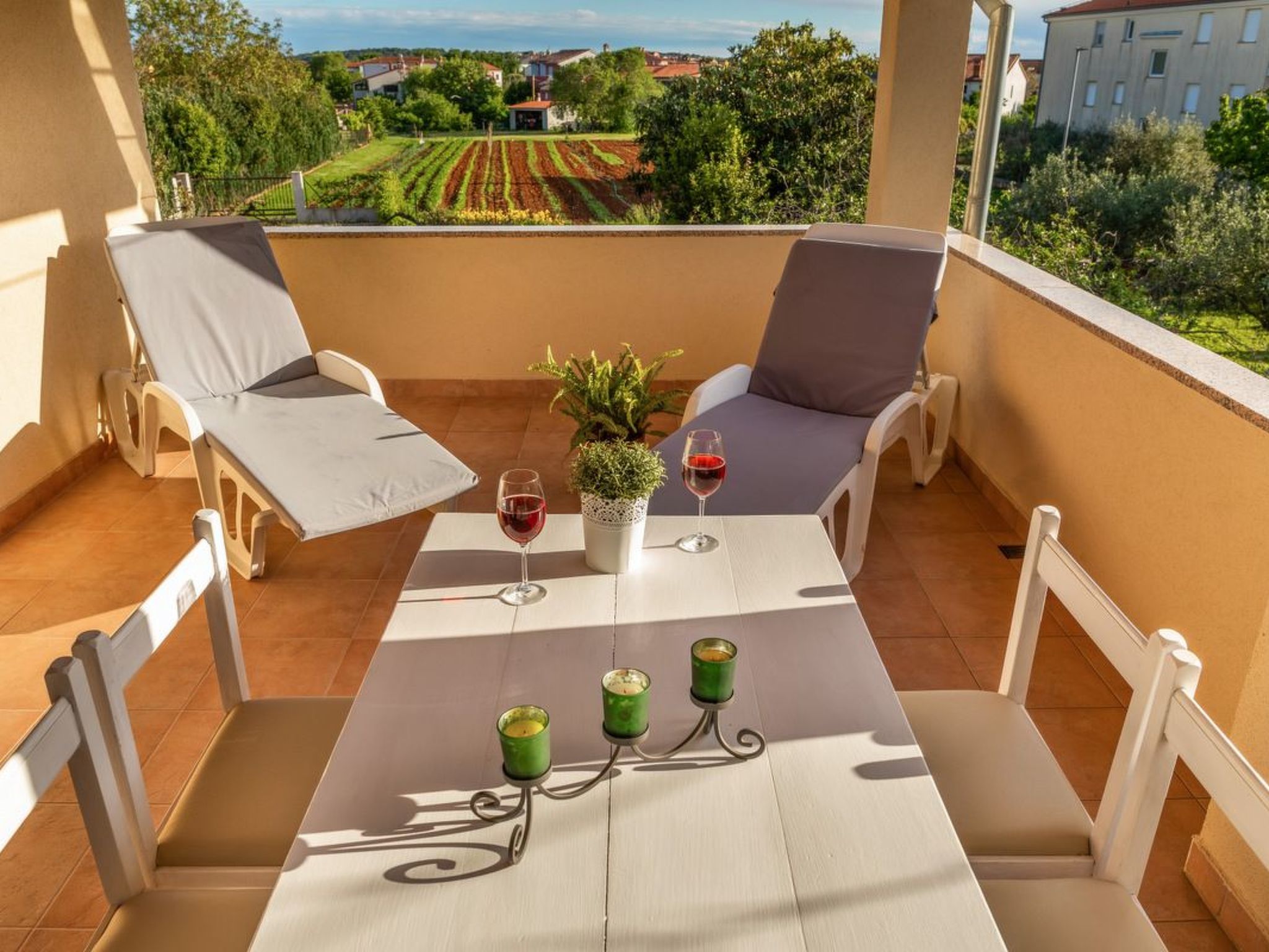 Hübsches Loft mit einem Schlafzimmer in Valbandon- Fazana-Image-tags.info