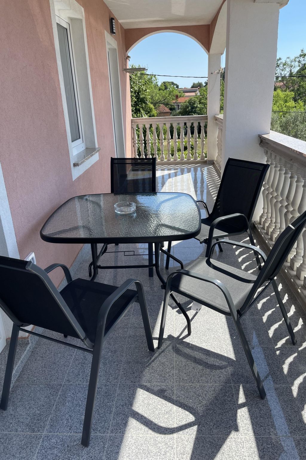 In Fažana mit Terrasse und Garten-Inside