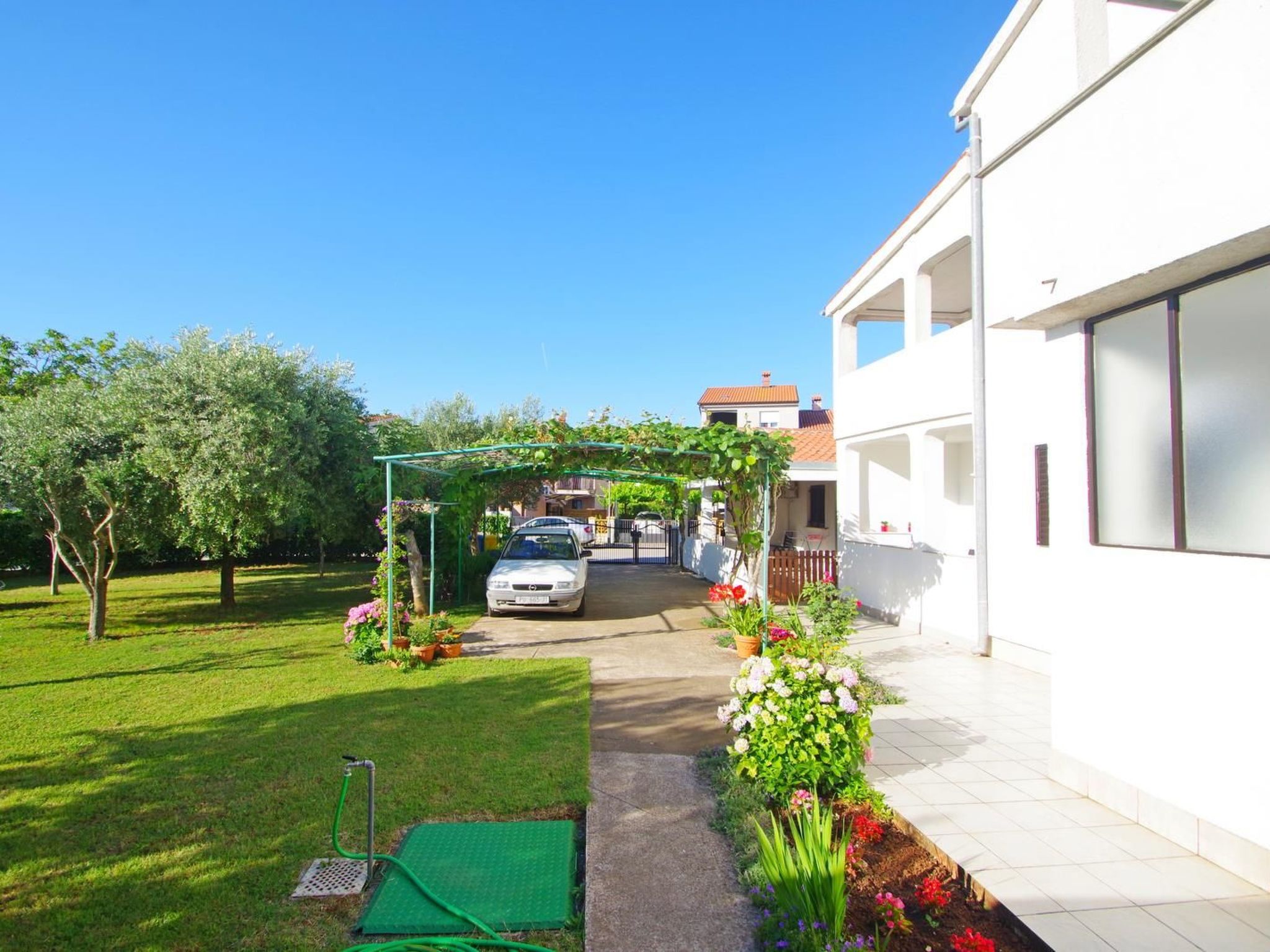 Photo of Wohnung Andy in Strandnähe, Valbandon