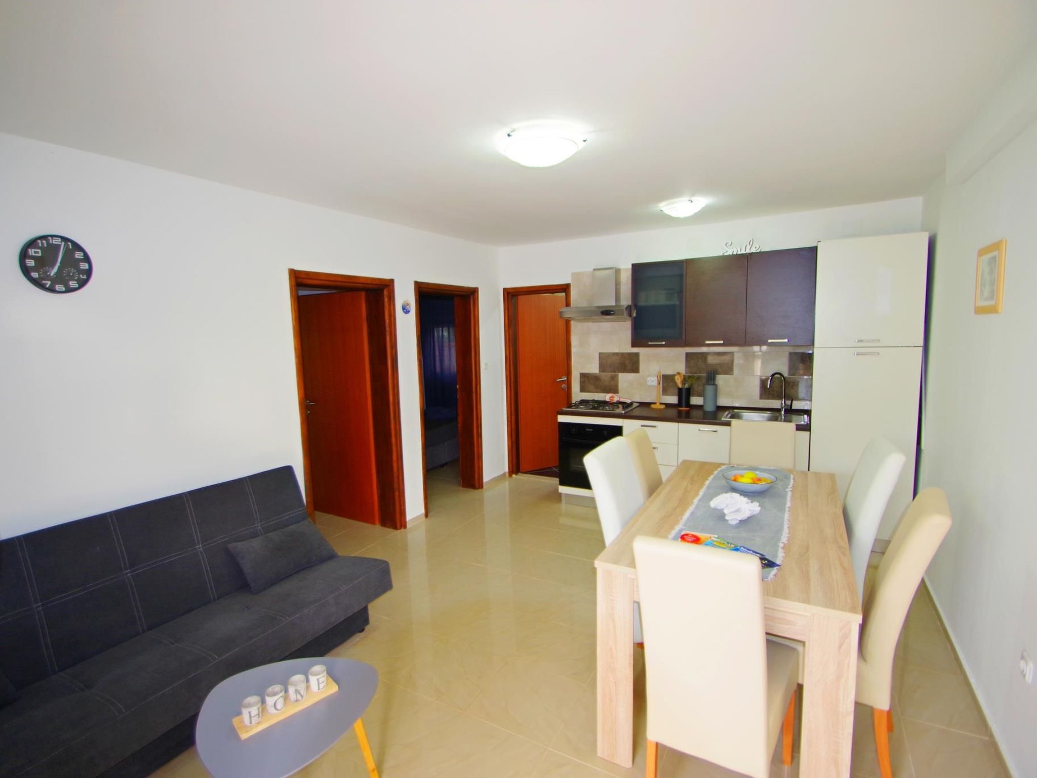 Angenehme Wohnung in Valbandon, Privatparkplatz-Image-tags.info