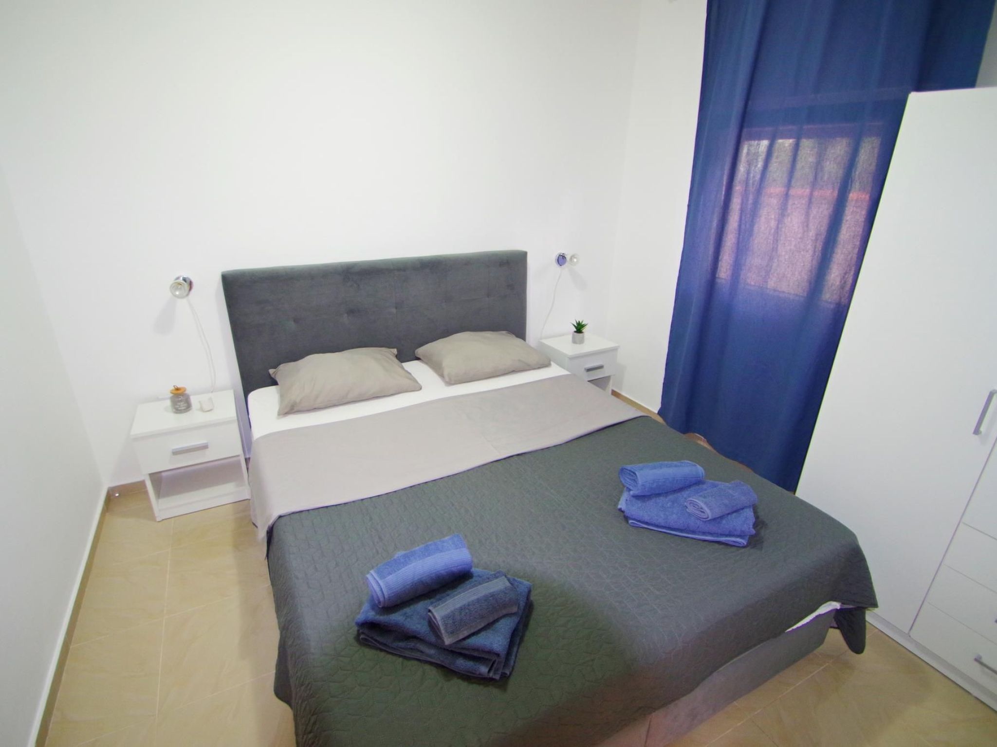 Angenehme Wohnung in Valbandon, Privatparkplatz-Image-tags.info