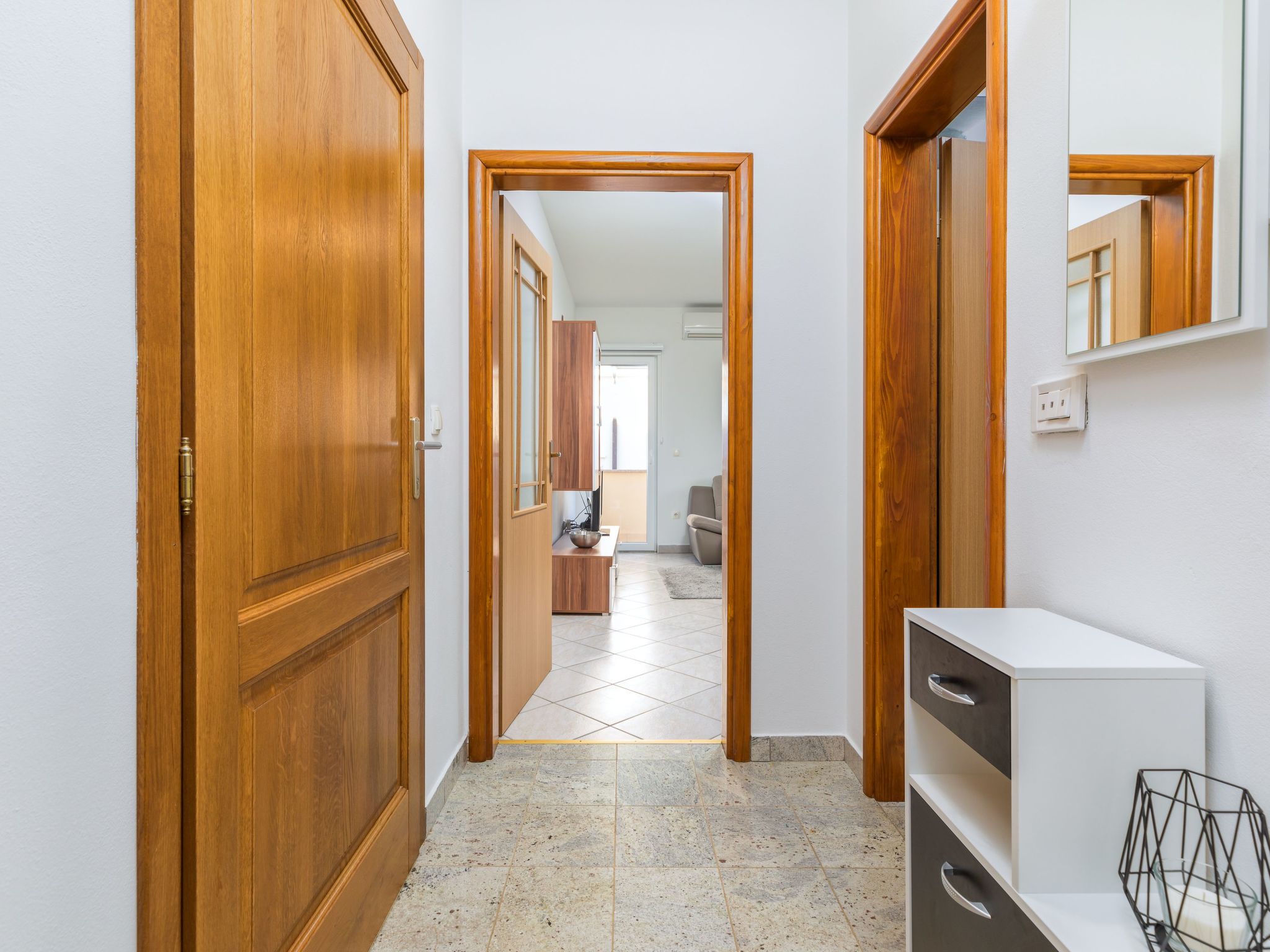 Photo of Anemona, Dorf Valbandon