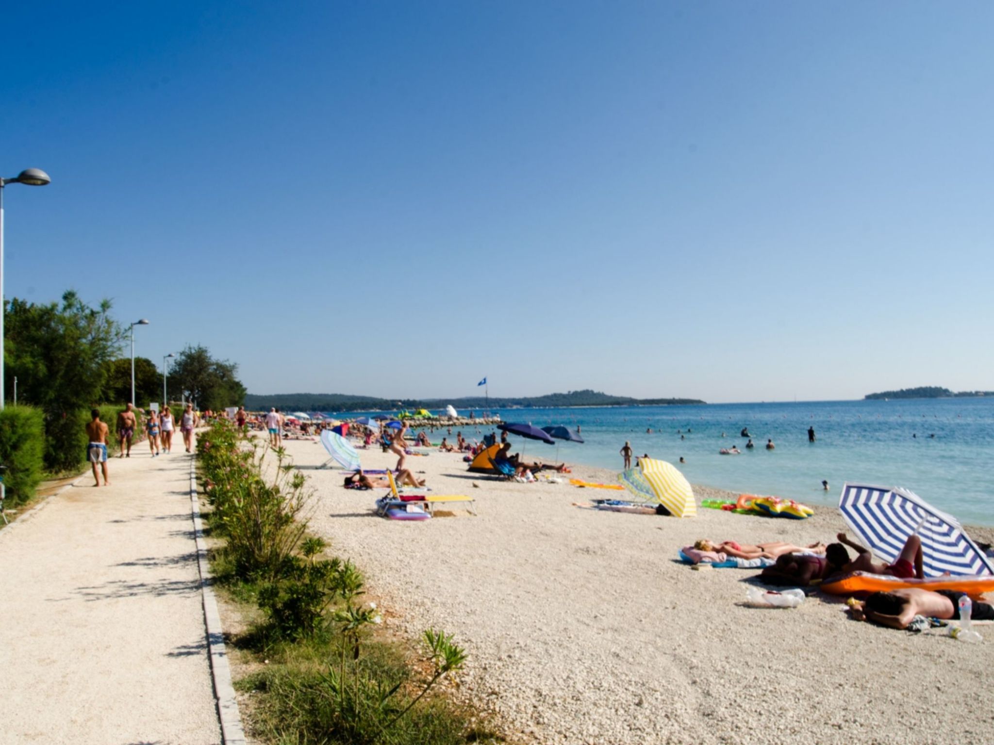 Photo of Anemona, Dorf Valbandon