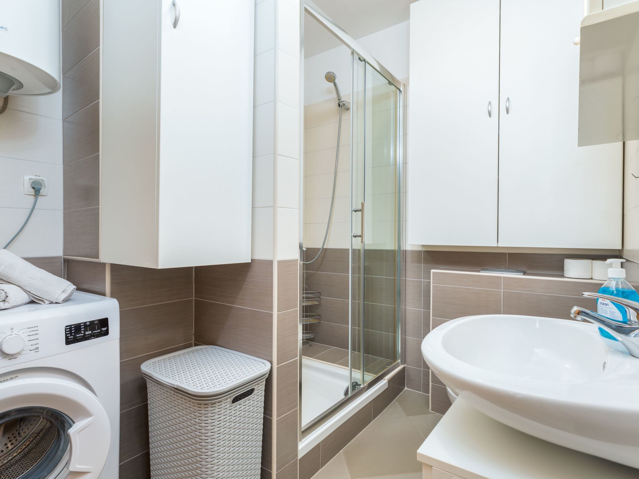 Solea, Dorf Valbandon-Drinnen