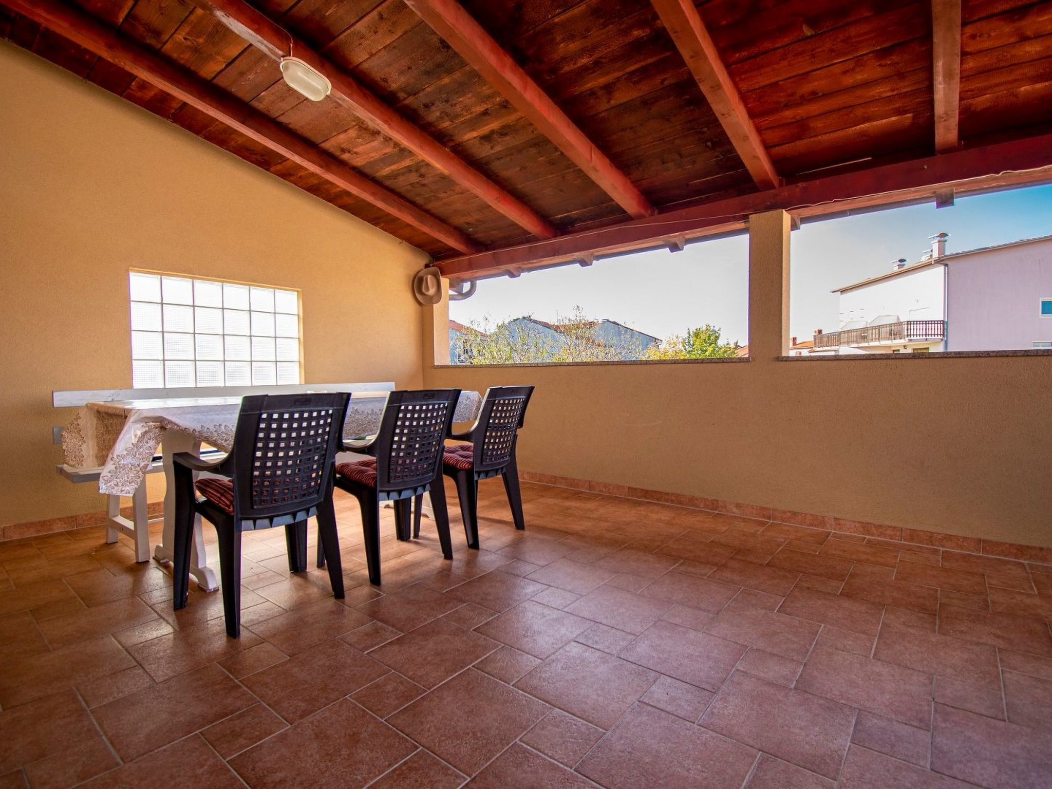 Ruhig und gemütlich 2BR Wohnung in der Nähe des Strandes