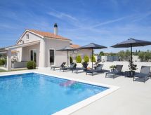 Vrijstaande villa met privézwembad en zeezicht in Fažana, Istrië - thumbnail 2