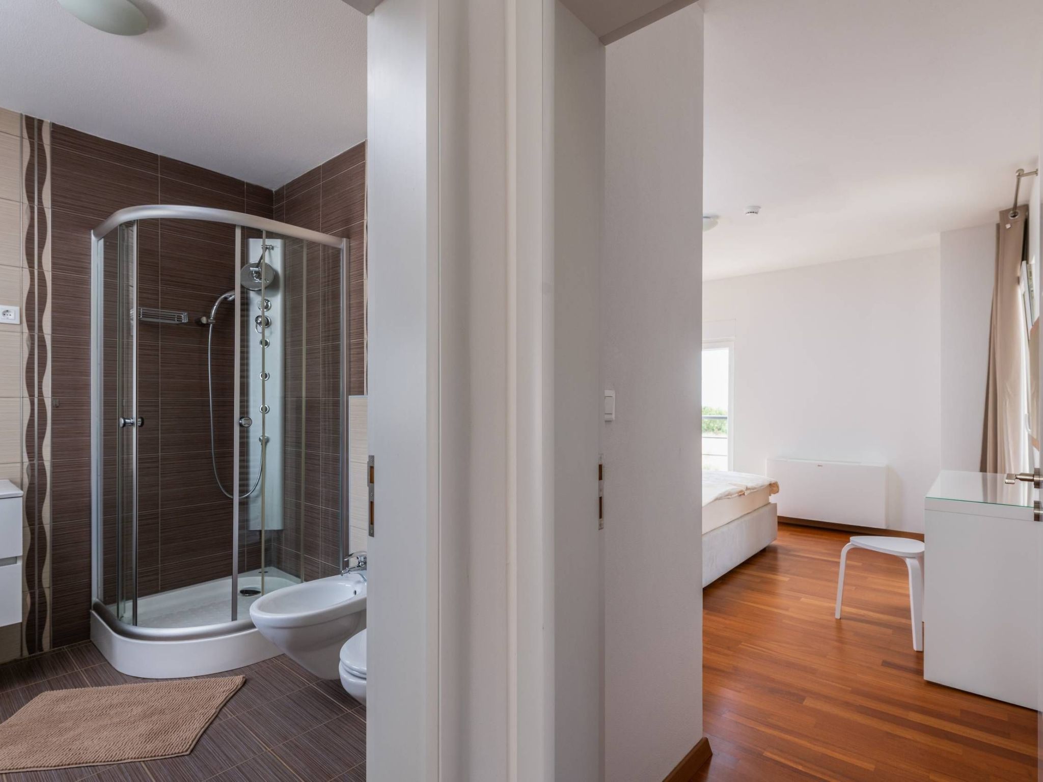 Für 7 Personen und 1 Kind in Vodnjan, Istrien (Istrische Riviera)-Binnen