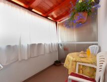 Studio mit Balkon