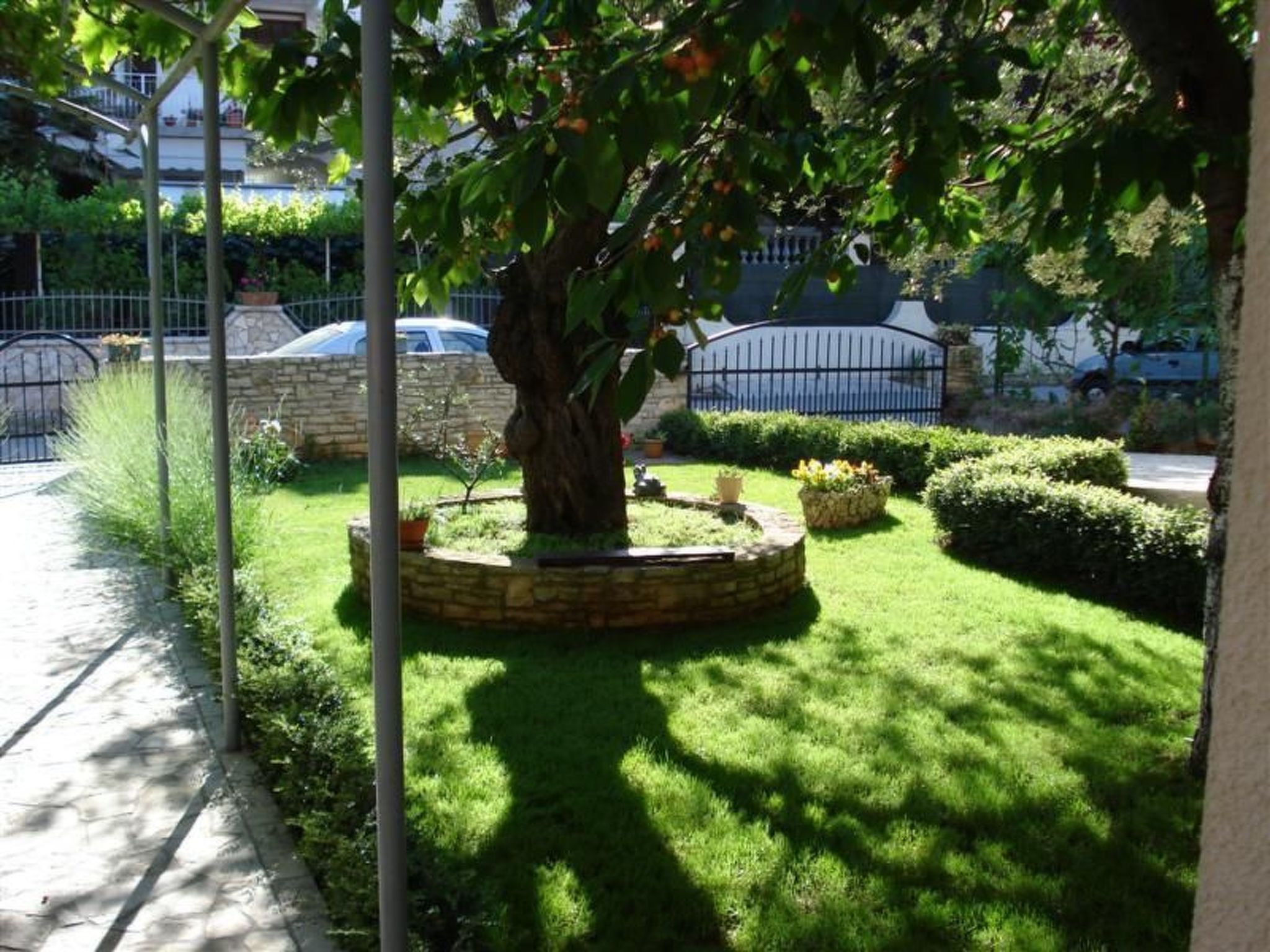 Wohnung in Fazana mit Garten, Grill und Terrasse-Buiten