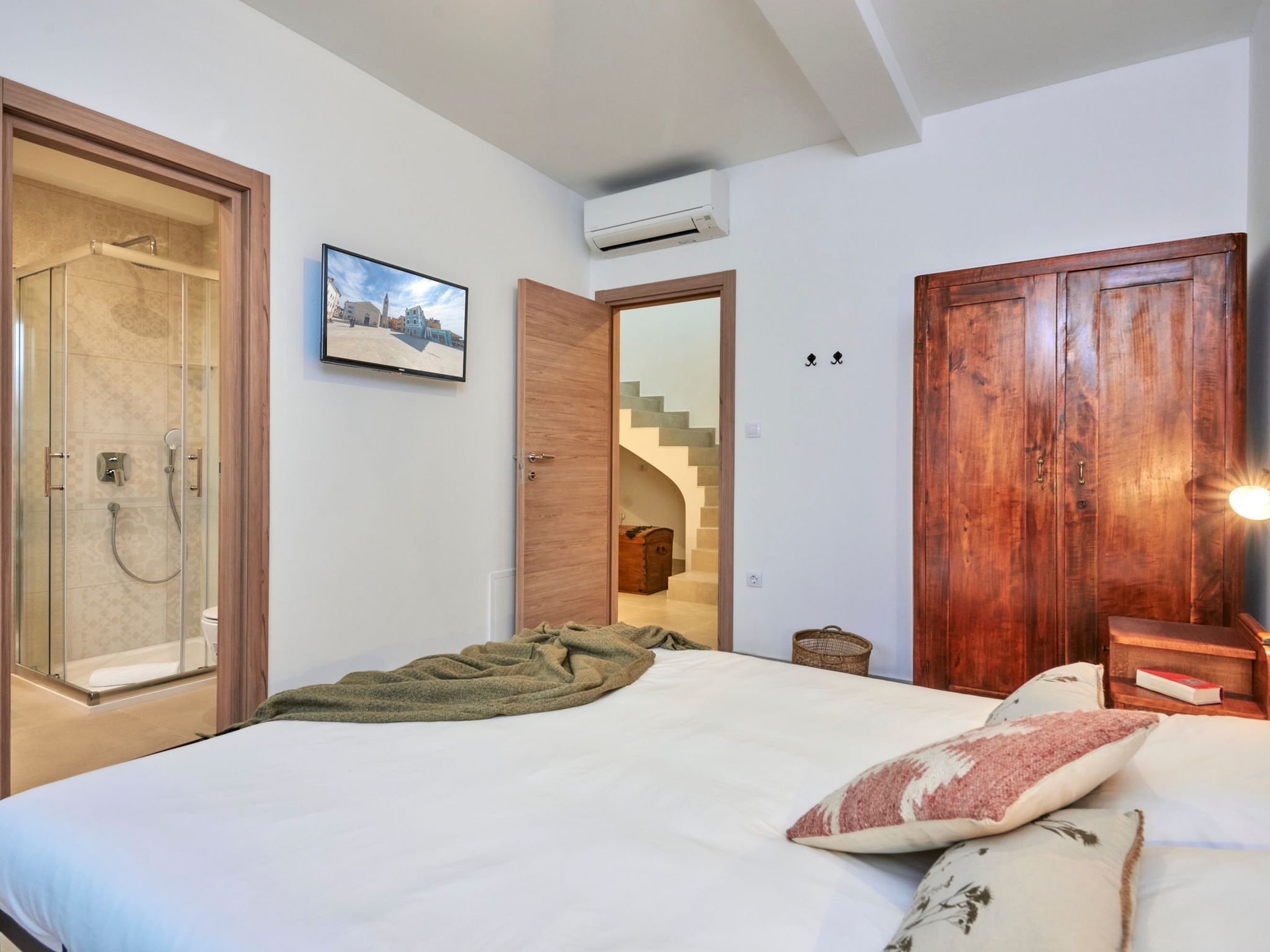 Photo of Haus in Fažana mit Terrasse und schöner Aussicht