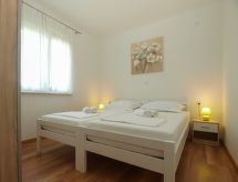 Villa Pikula App.2: Vrijstaand appartement vlakbij zee in Fažana - thumbnail 5