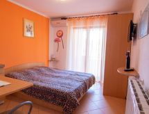 Studio-Apartment in Stinjan, 600 m vom Strand entfernt