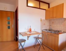 Studio-Apartment in Stinjan, 600 m vom Strand entfernt
