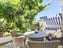 Ruim vakantiehuis in Fažana, 95m², op 1km van zee met tuin en BBQ - thumbnail 1