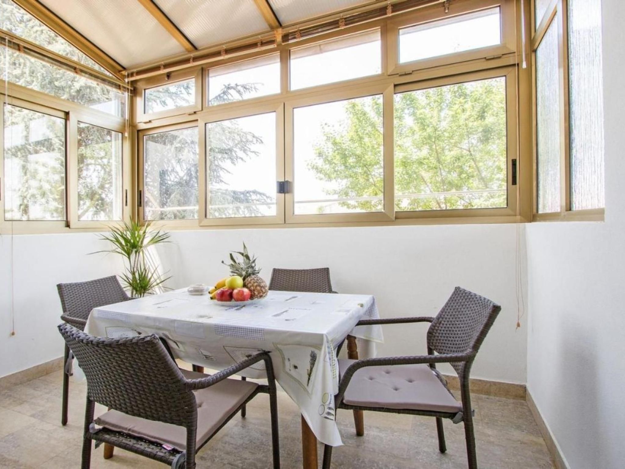 Photo of Perojka, 1 km vom Strand entfernt