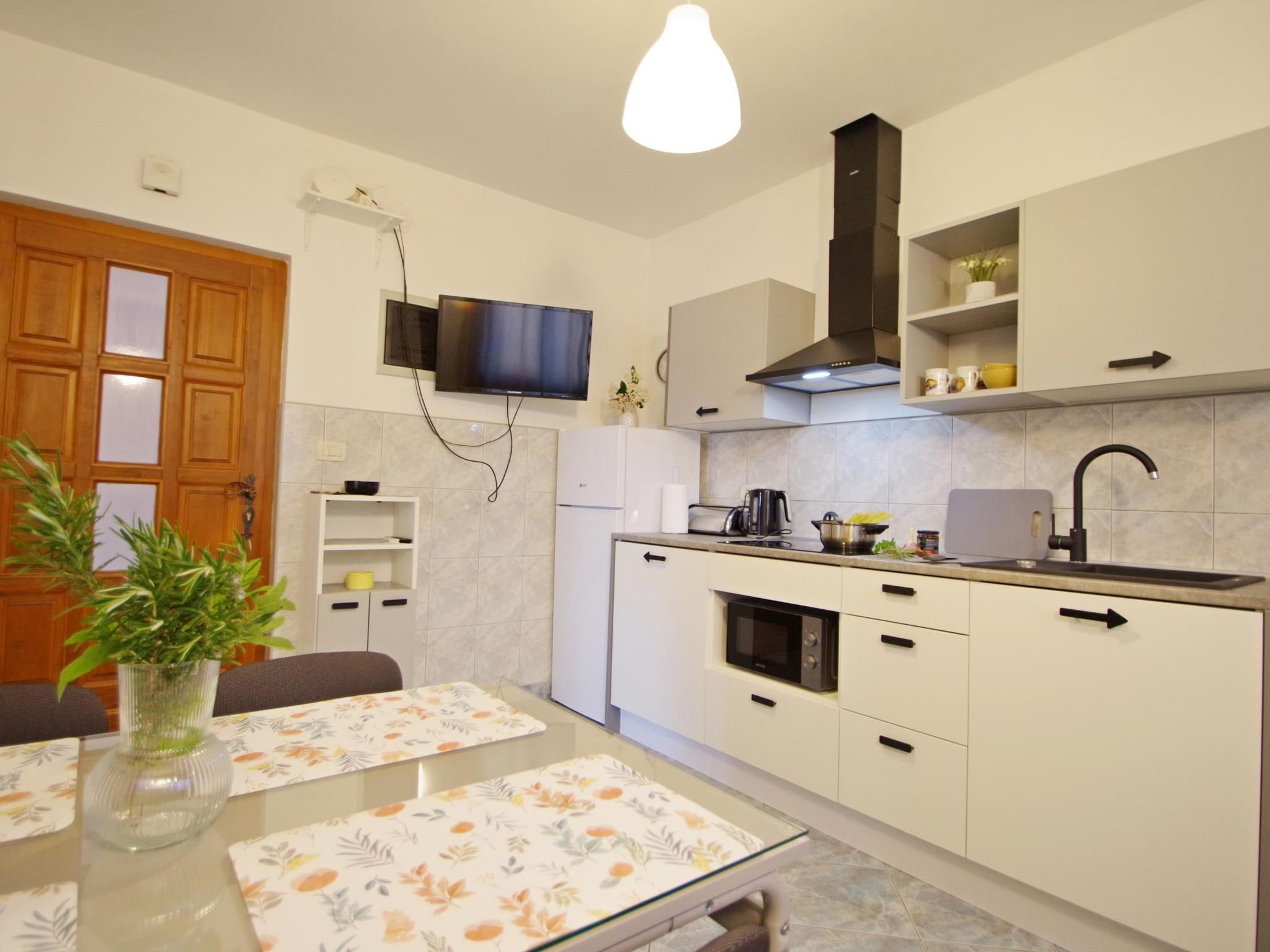 "Blue", Valbandon-Binnen