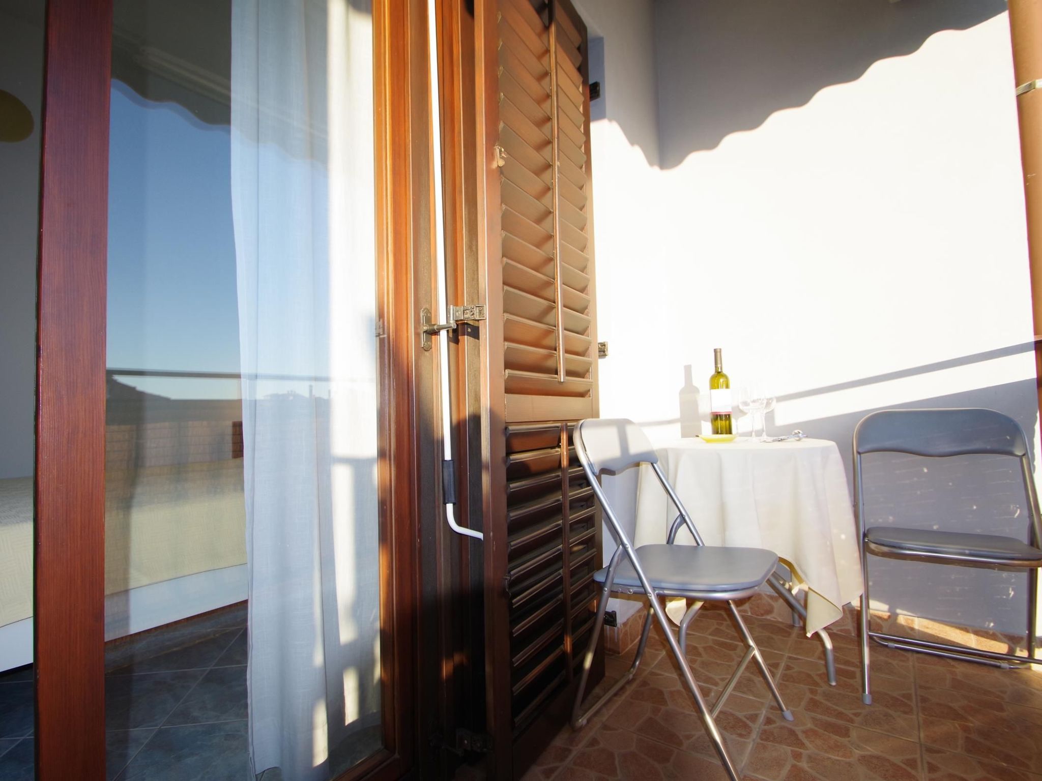 "Blue", Valbandon-Binnen